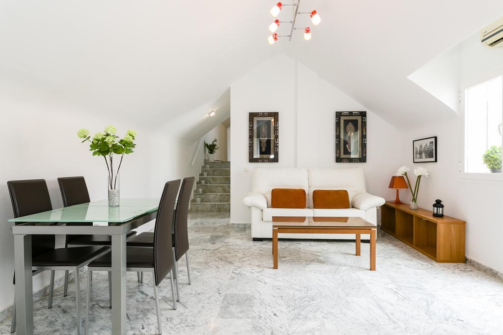 Weforyou Real Del Tivoli Two Rooms Беналмадена Екстериор снимка